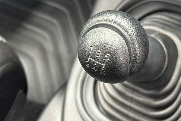 2024 Toyota Hilux Workmate TGN121R Rear Wheel Drive