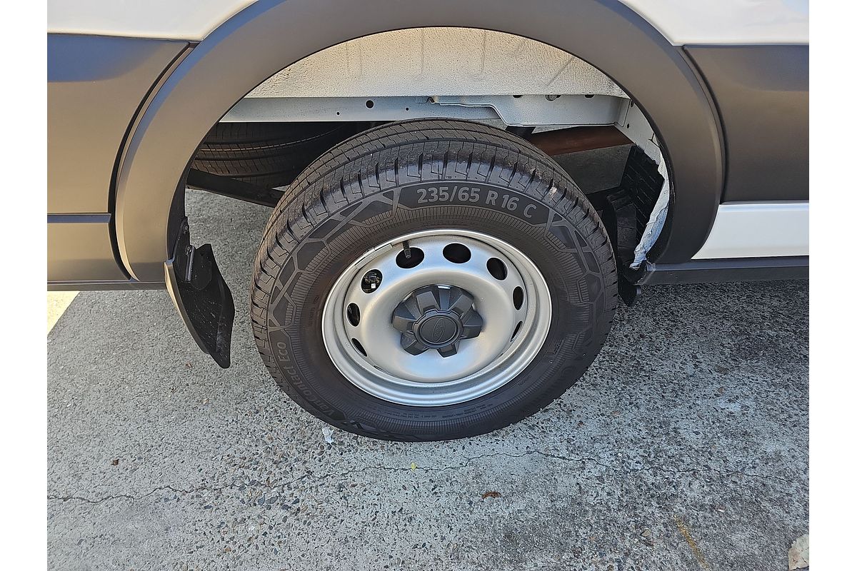 2024 Ford Transit 350L VO LWB Mid Roof