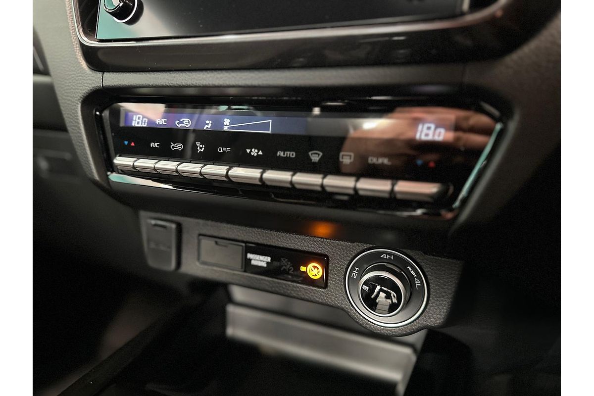 2025 Isuzu D-MAX X-TERRAIN 4X4