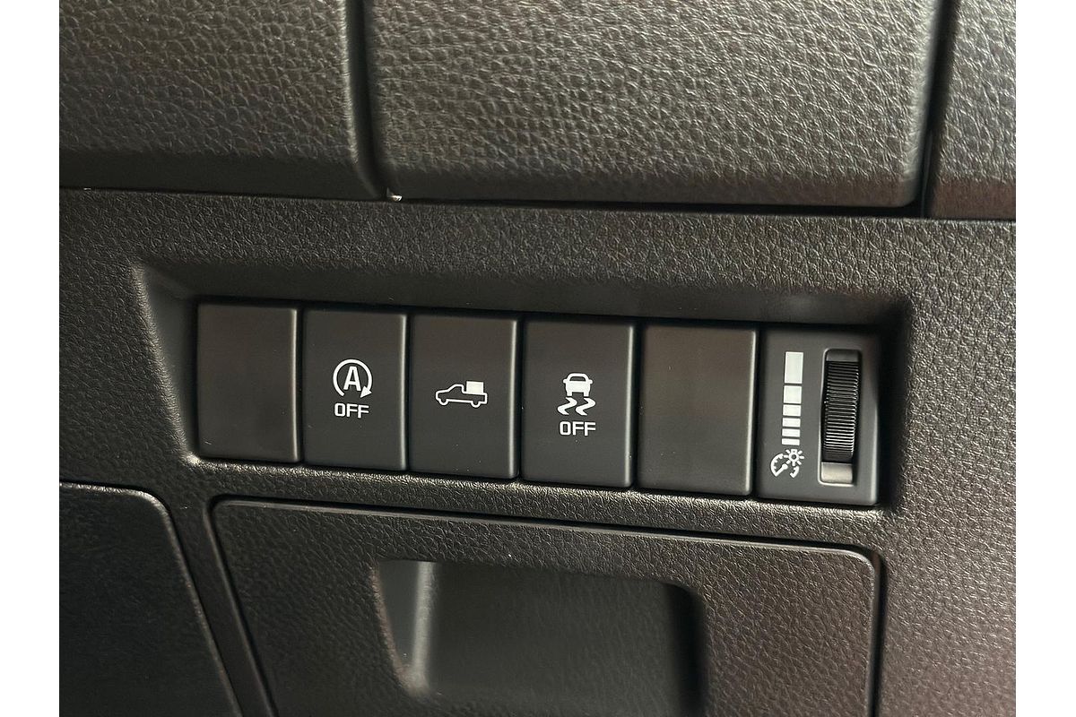 2025 Isuzu D-MAX X-TERRAIN 4X4