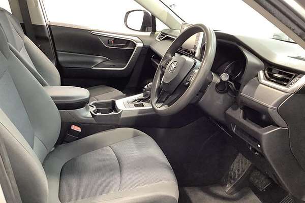 2019 Toyota RAV4 GX AXAH52R