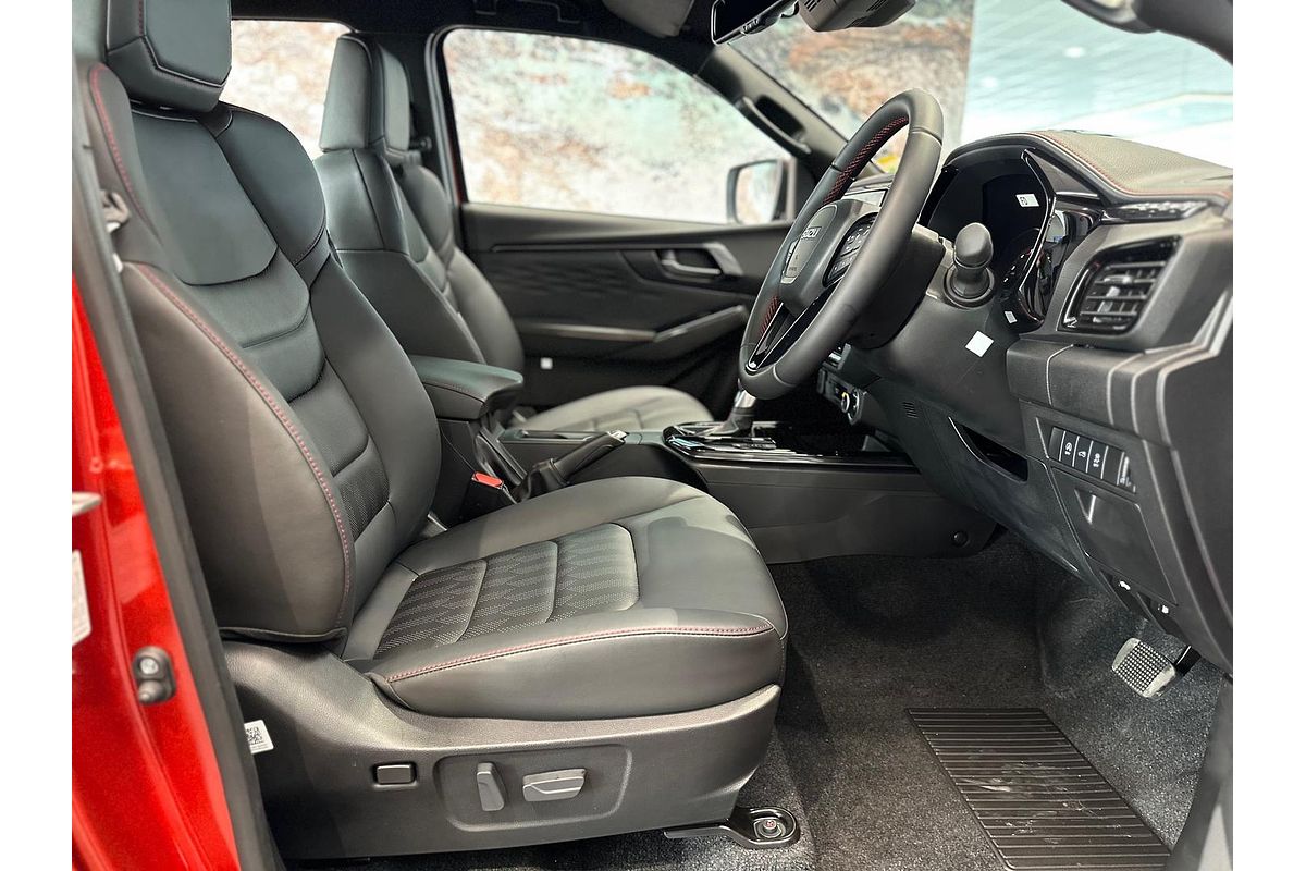 2025 Isuzu D-MAX X-TERRAIN 4X4