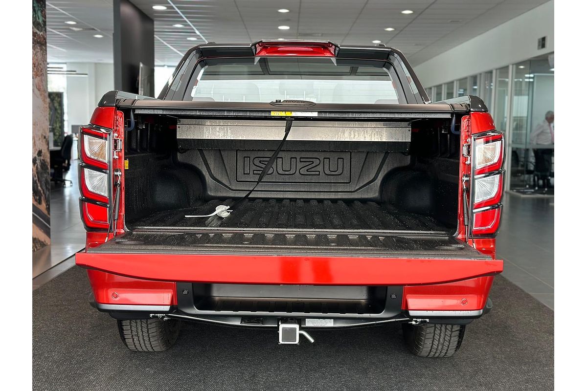 2025 Isuzu D-MAX X-TERRAIN 4X4