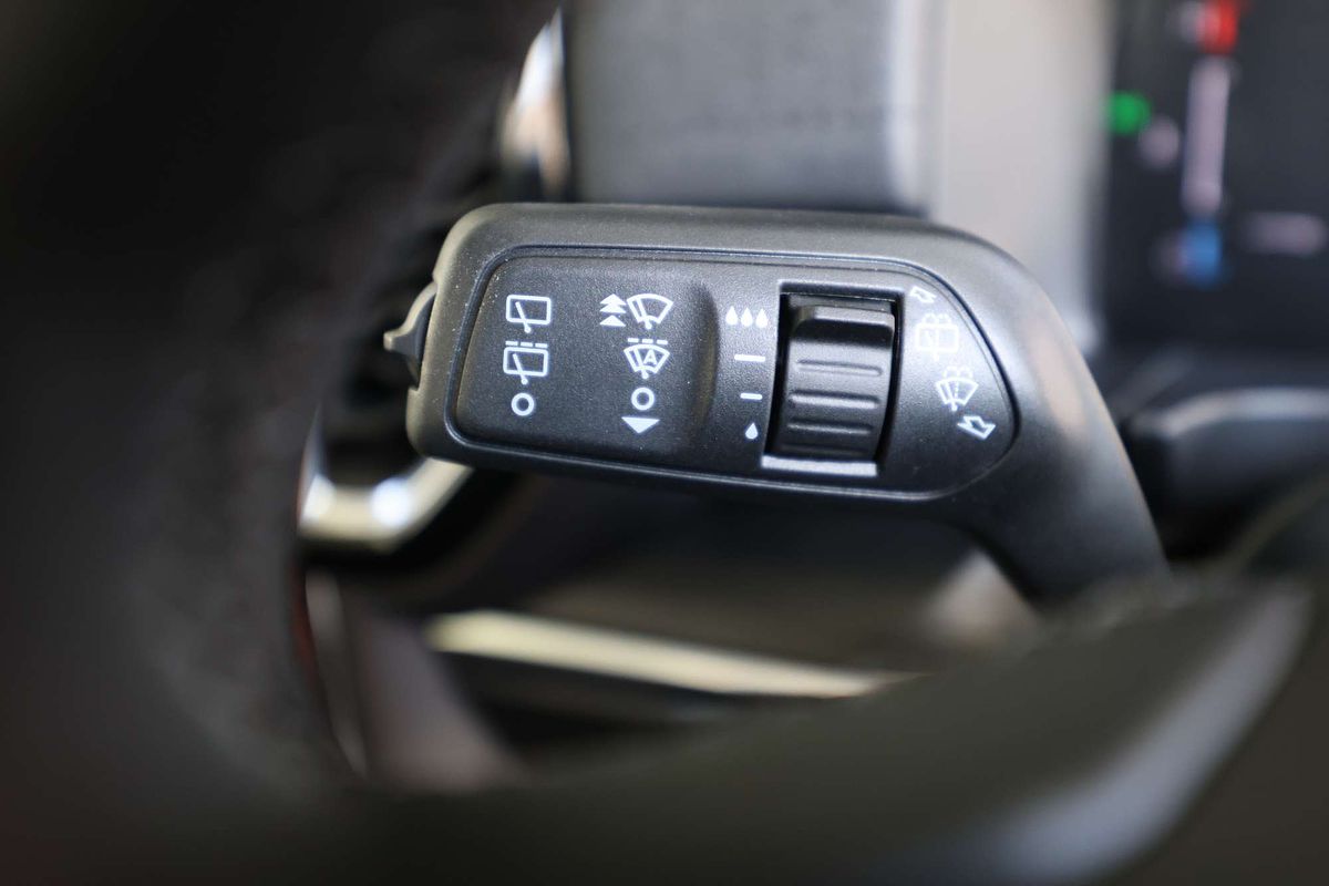 2025 Ford Everest Sport 2.0L