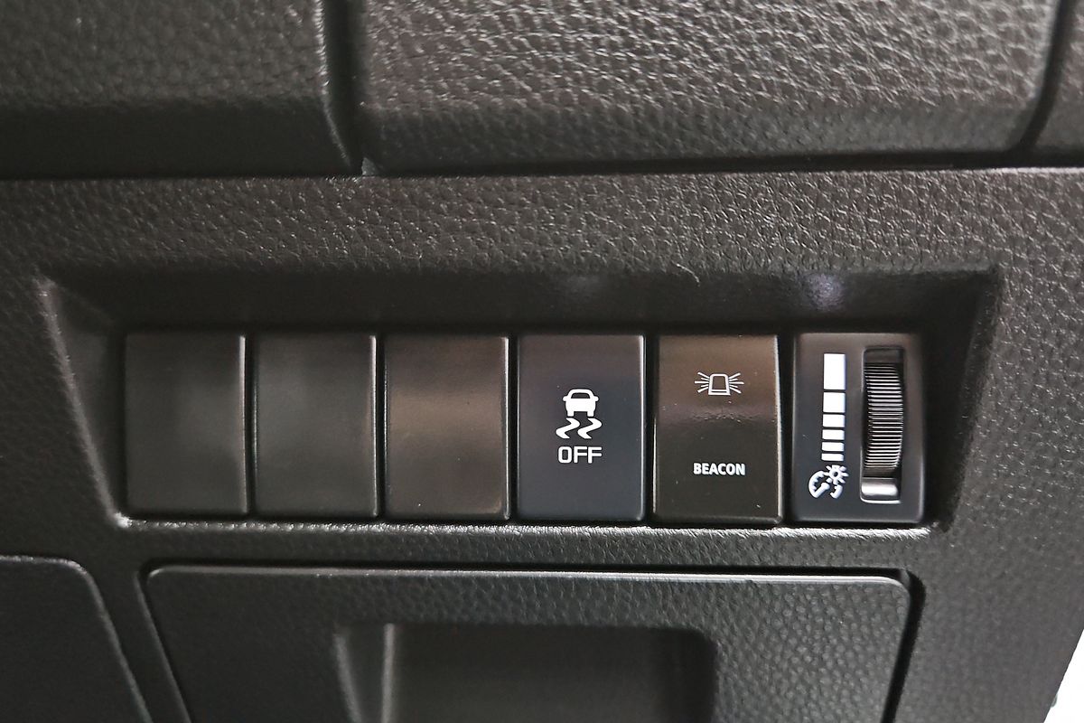 2022 Isuzu D-MAX SX High Ride Rear Wheel Drive