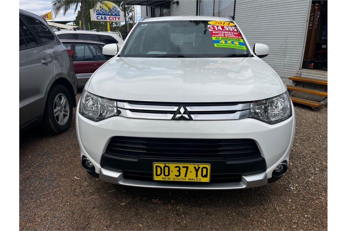 2014 Mitsubishi Outlander ES ZJ