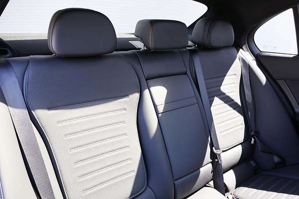 2022 Mercedes-Benz C-Class C200 W206