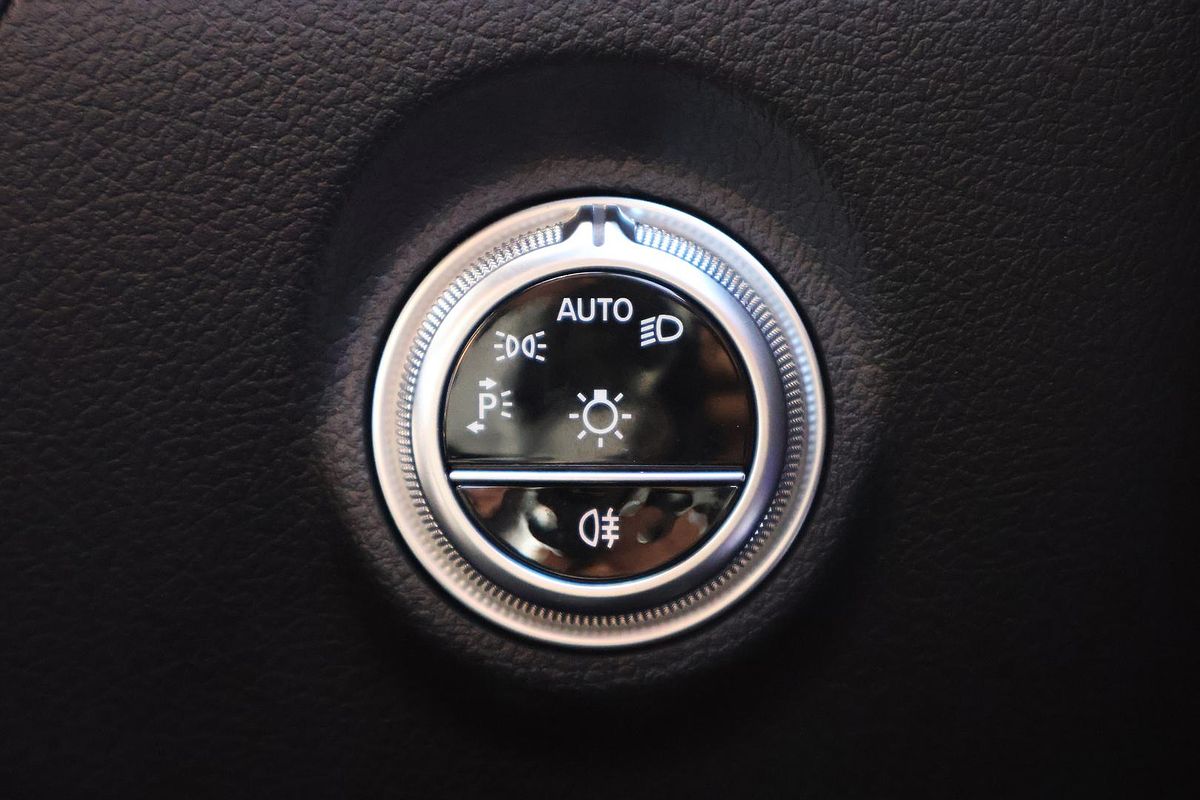 2022 Mercedes-Benz C-Class C200 W206