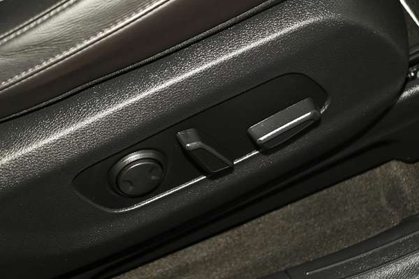 2023 Kia Carnival Special Edition KA4