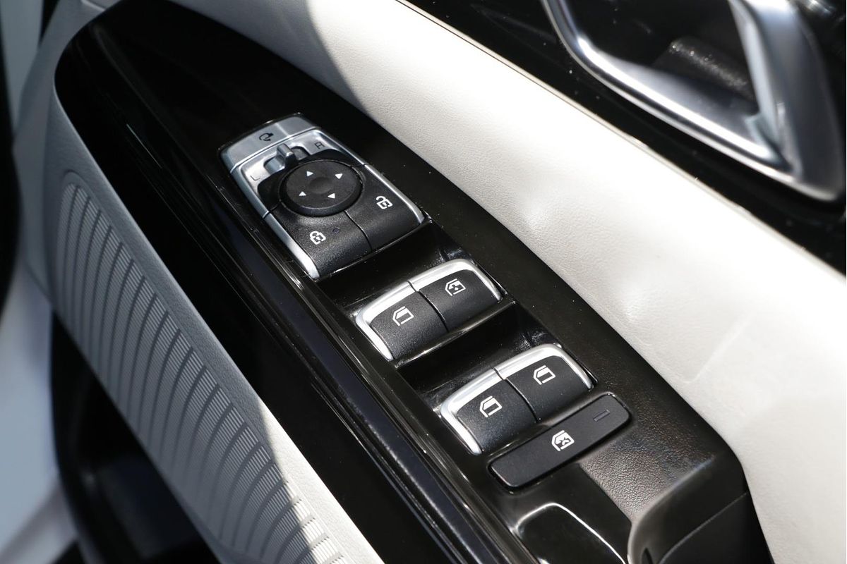 2023 Kia Carnival Special Edition KA4