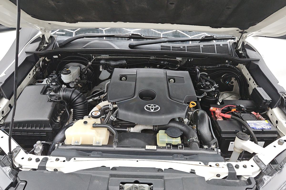 2021 Toyota Hilux SR GUN126R 4X4