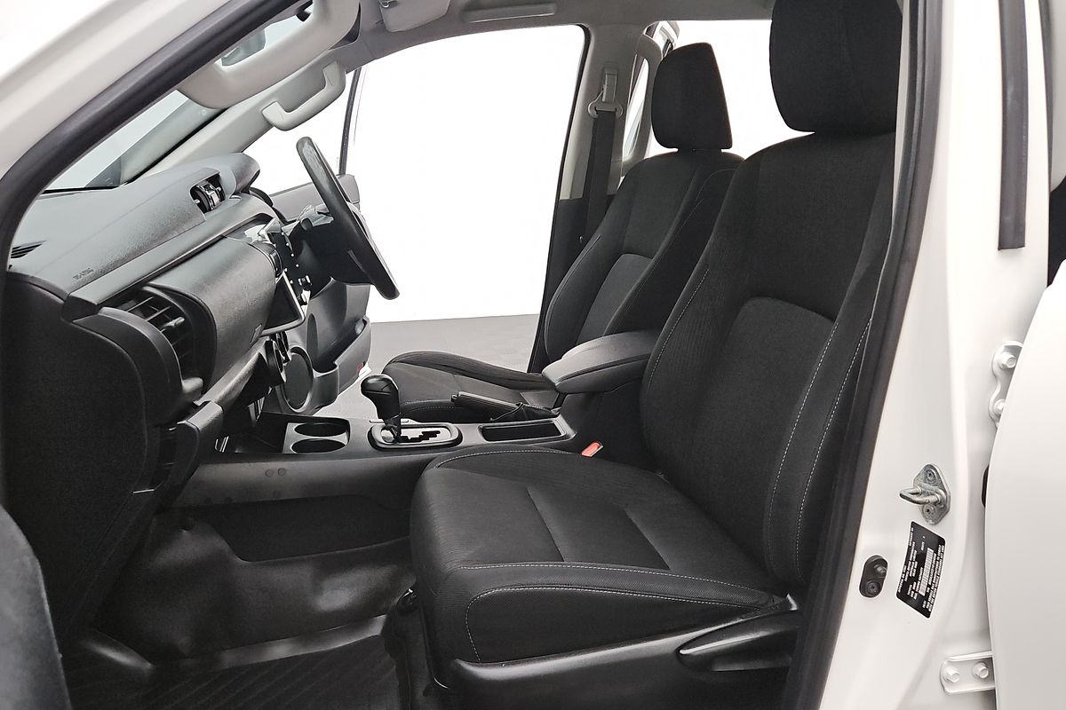 2021 Toyota Hilux SR GUN126R 4X4