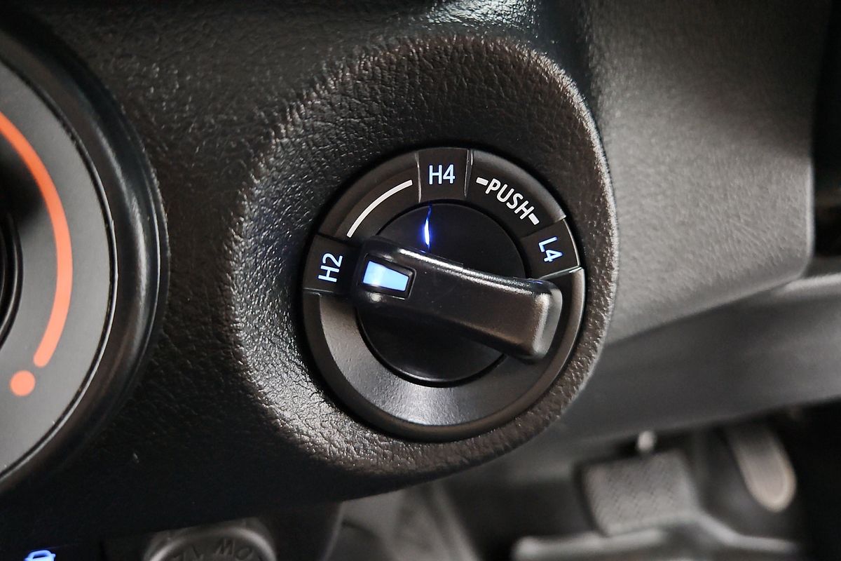 2021 Toyota Hilux SR GUN126R 4X4