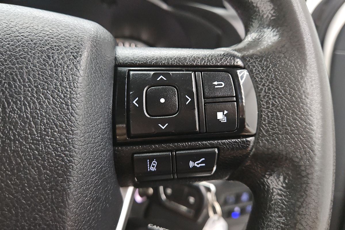 2021 Toyota Hilux SR GUN126R 4X4