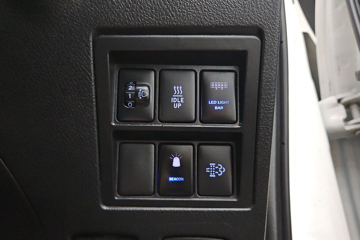 2021 Toyota Hilux SR GUN126R 4X4