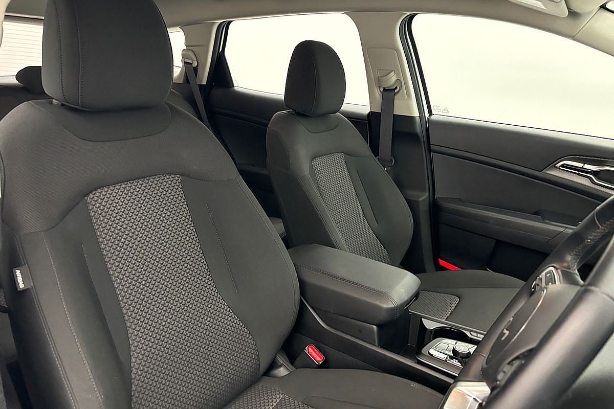 2024 Kia Sportage S NQ5