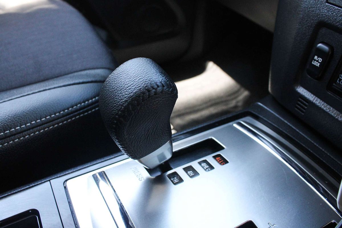 2019 Mitsubishi Pajero GLS NX