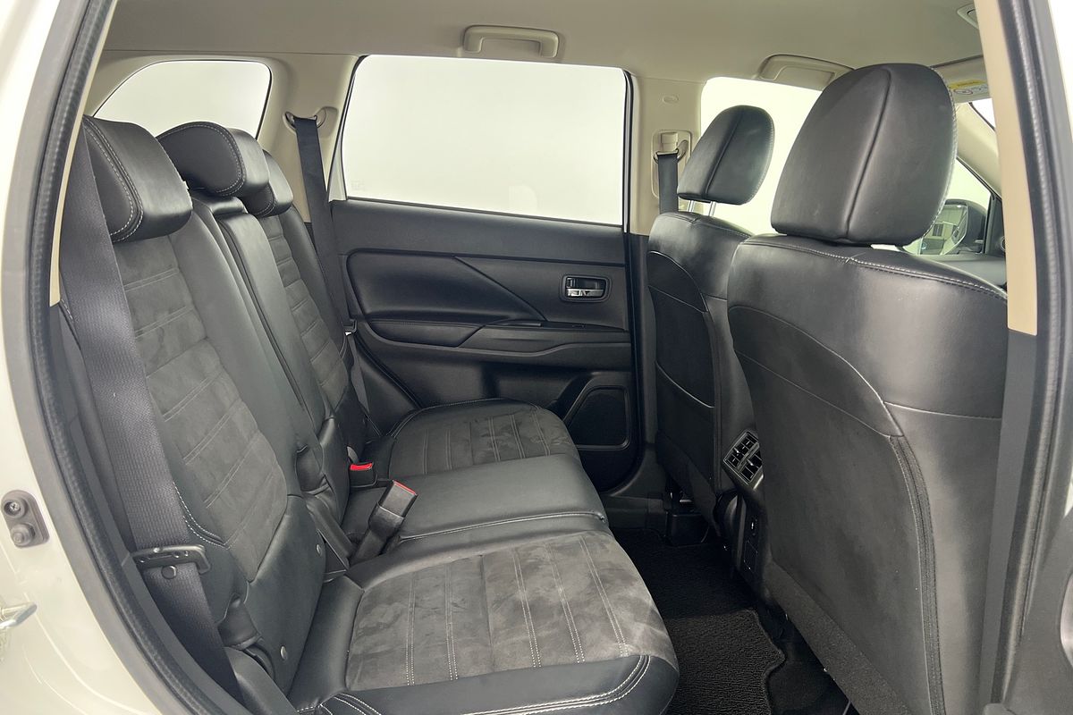 2019 Mitsubishi Outlander LS ZL