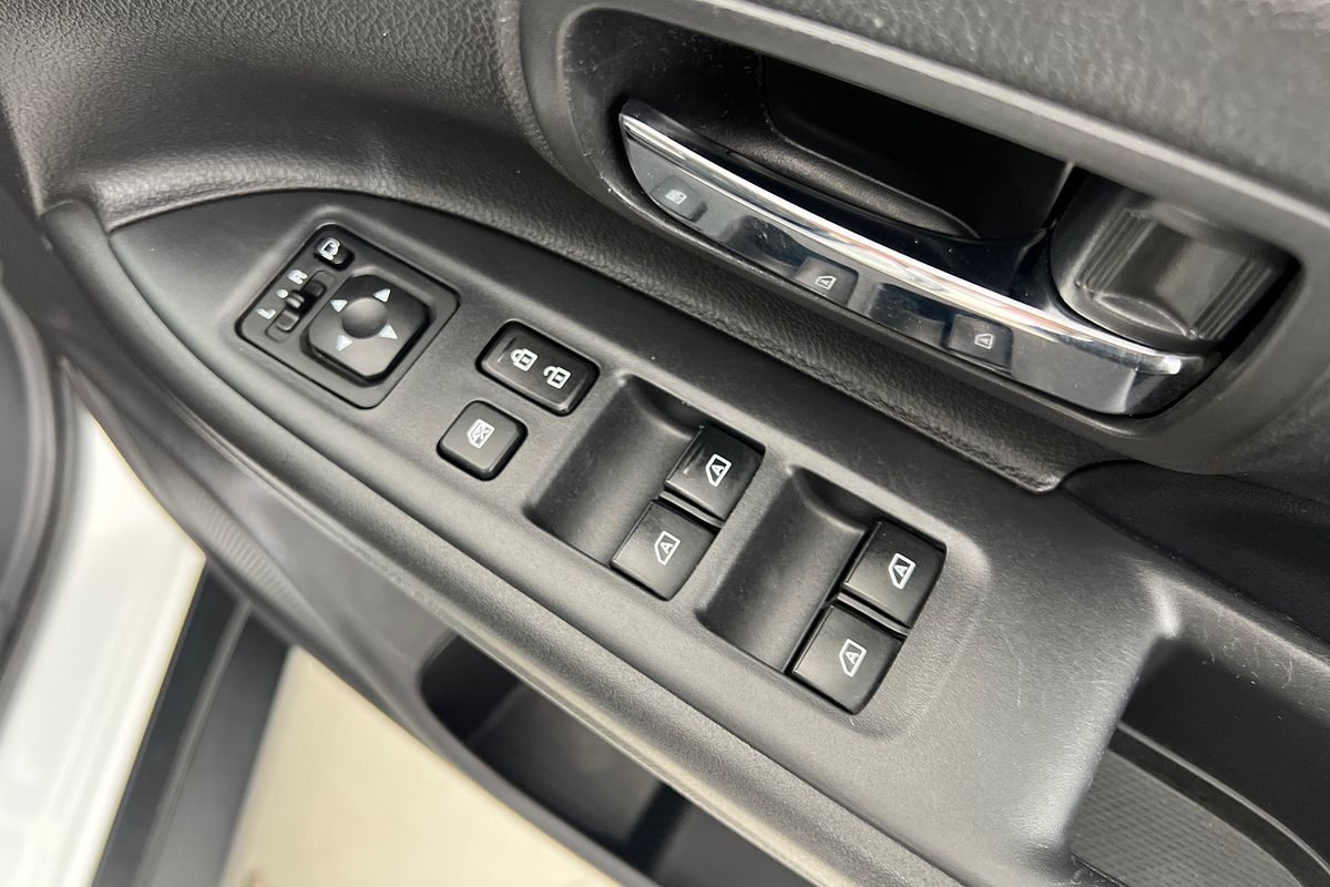 2019 Mitsubishi Outlander LS ZL