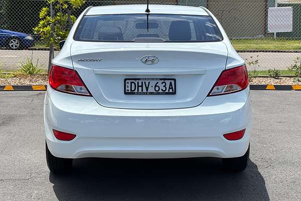 2016 Hyundai Accent Active RB3