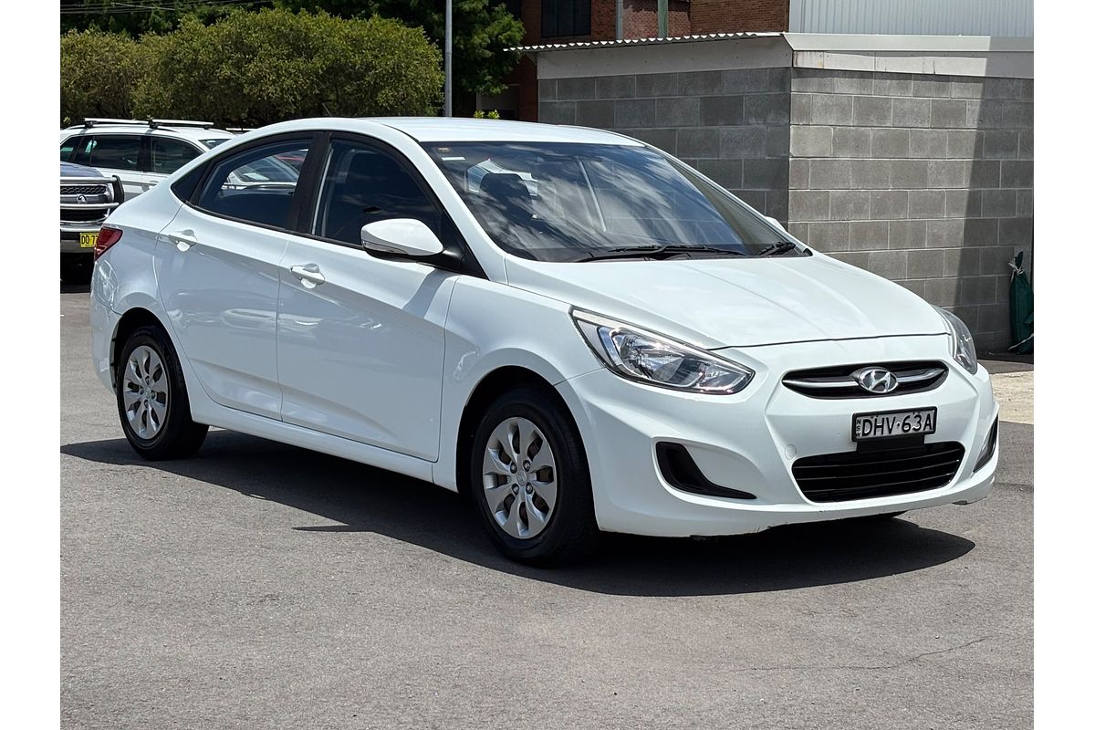 2016 Hyundai Accent Active RB3