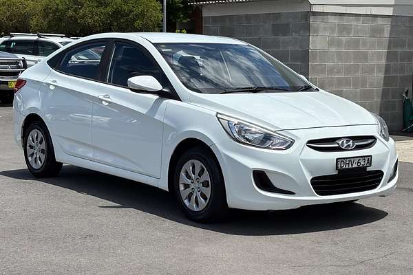 2016 Hyundai Accent Active RB3