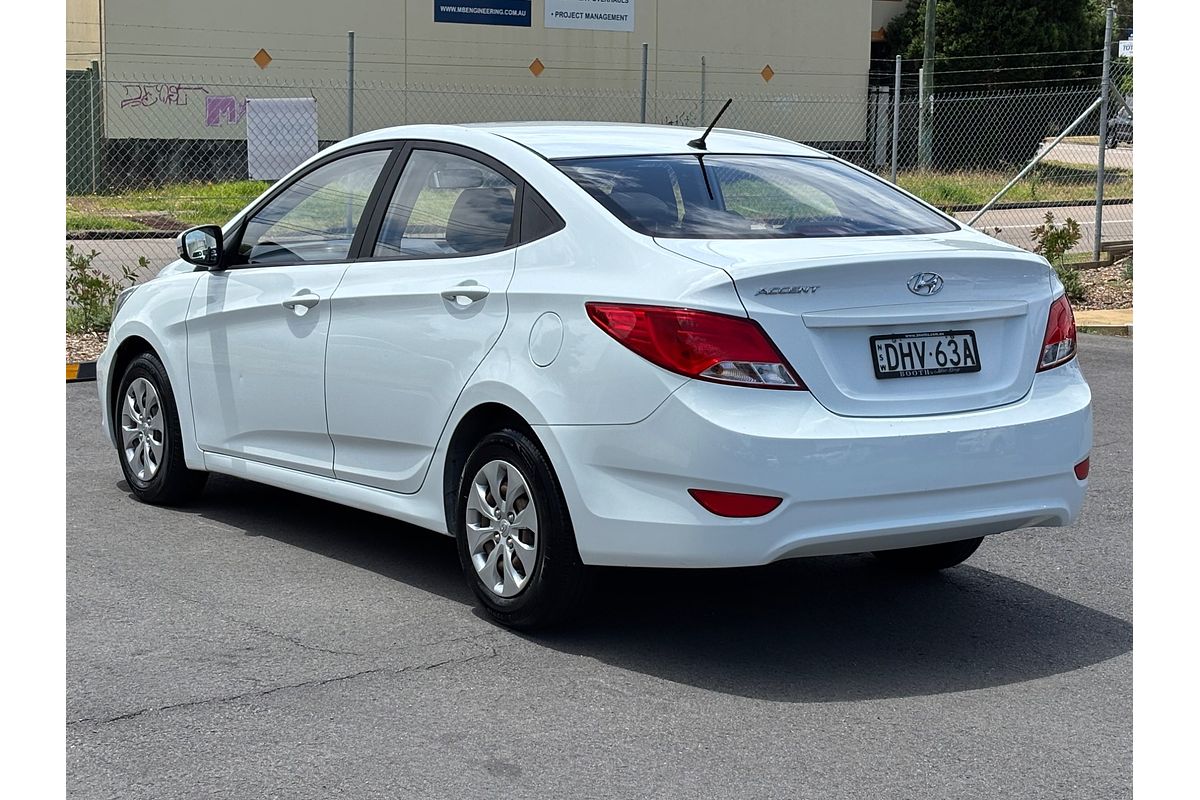 2016 Hyundai Accent Active RB3