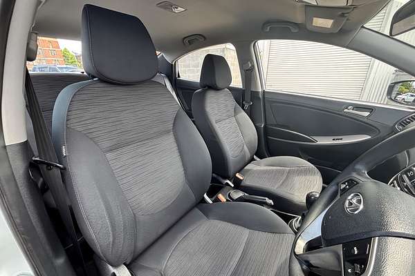 2016 Hyundai Accent Active RB3