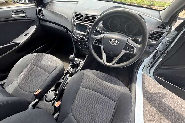 2016 Hyundai Accent Active RB3