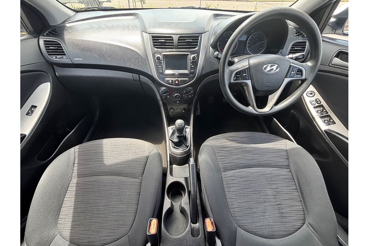 2016 Hyundai Accent Active RB3