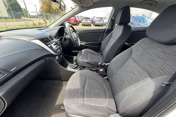 2016 Hyundai Accent Active RB3