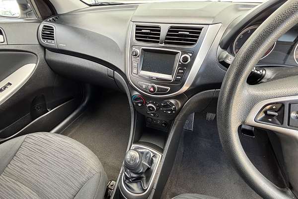 2016 Hyundai Accent Active RB3