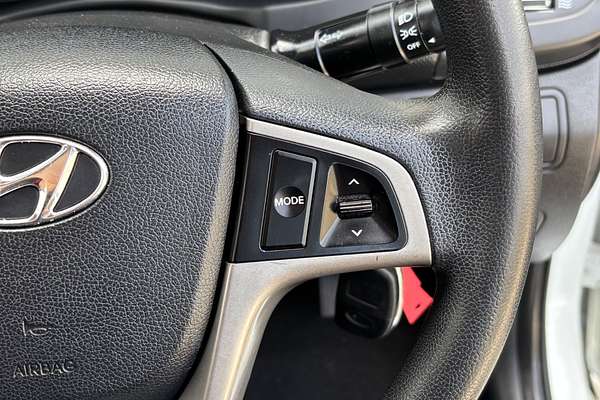 2016 Hyundai Accent Active RB3