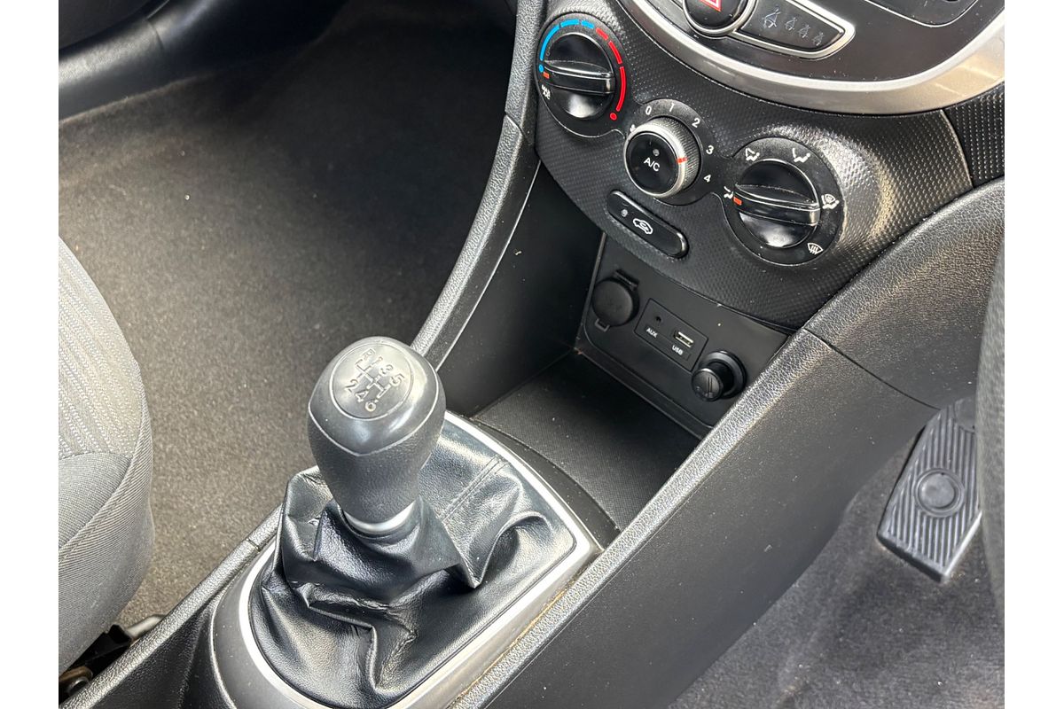 2016 Hyundai Accent Active RB3