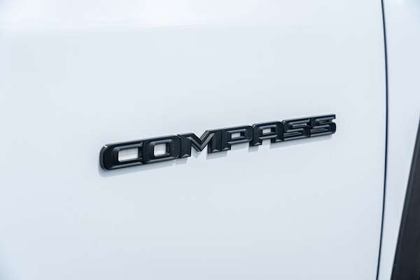 2023 Jeep Compass Night Eagle M6