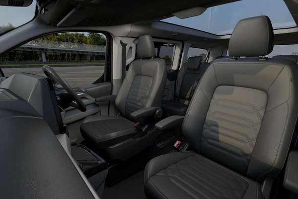 2025 Ford Tourneo Titanium X AV SWB