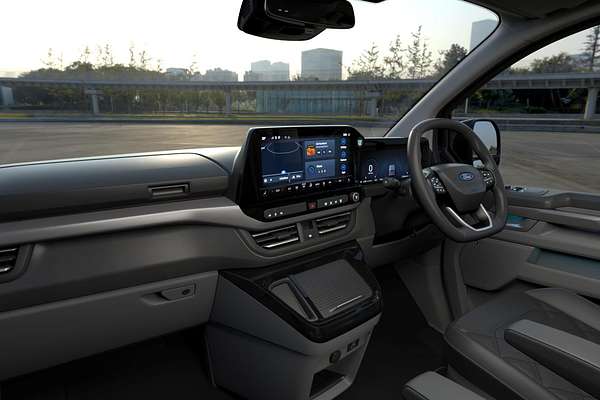 2025 Ford Tourneo Titanium X AV SWB