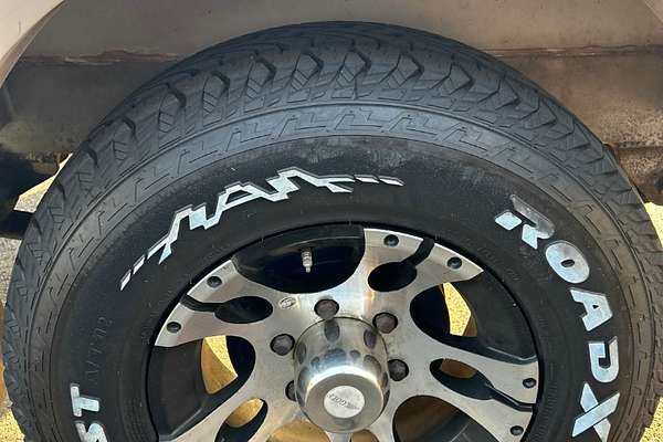 2013 Golf BUSH CHALLENGER Camper Trailer 3