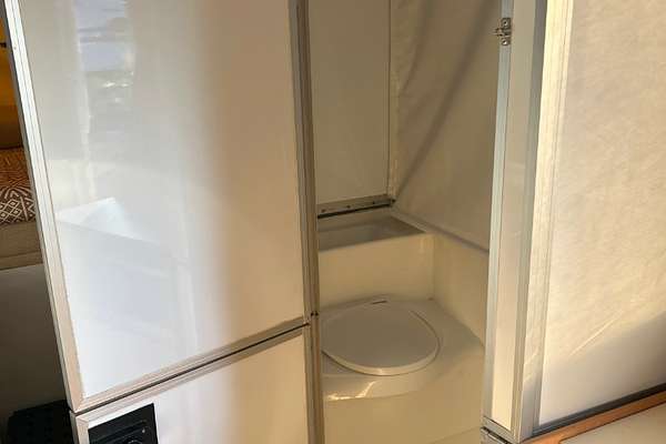 2013 Golf BUSH CHALLENGER Camper Trailer 3