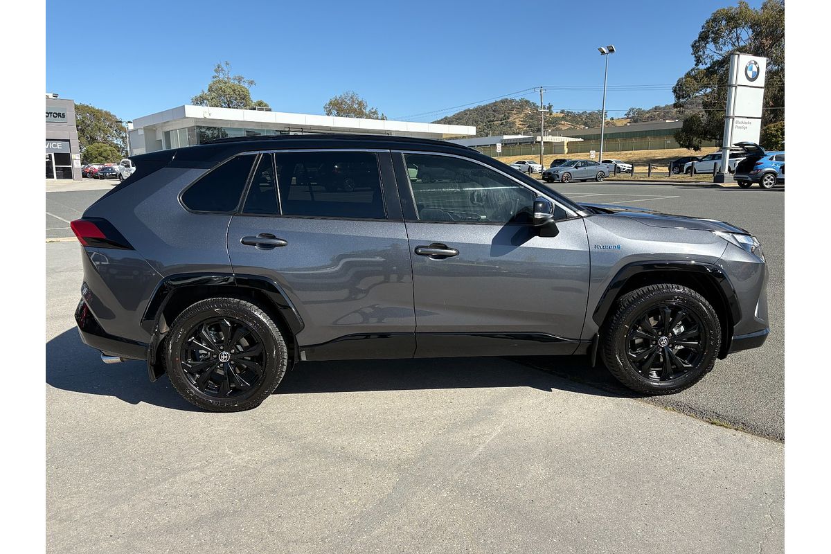 2022 Toyota RAV4 XSE AXAH54R