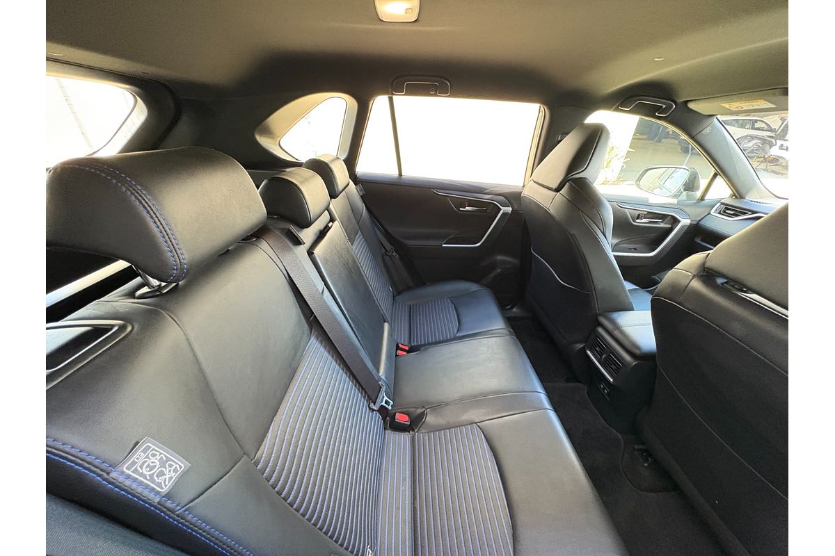 2022 Toyota RAV4 XSE AXAH54R