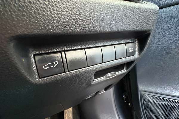 2022 Toyota RAV4 XSE AXAH54R