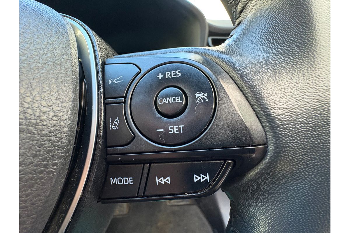 2022 Toyota RAV4 XSE AXAH54R