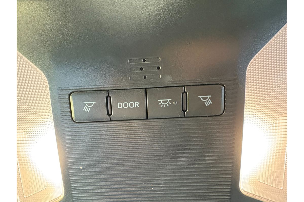 2022 Toyota RAV4 XSE AXAH54R