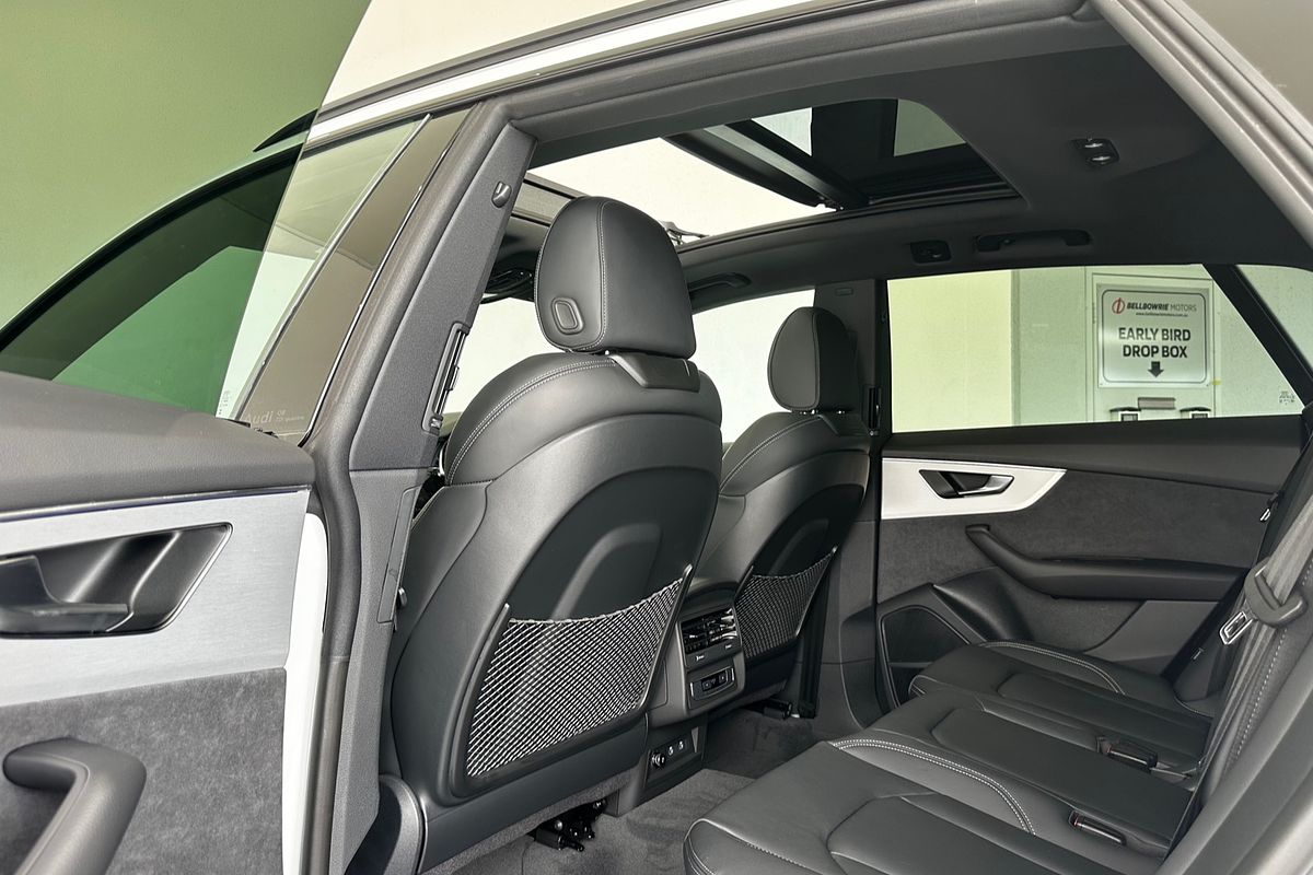 2025 Audi Q8 50 TDI S line F1