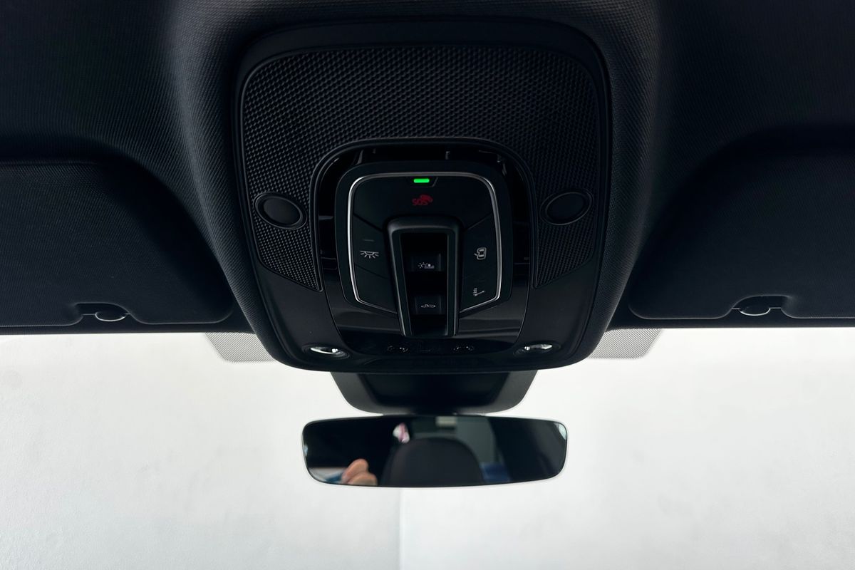 2025 Audi Q8 50 TDI S line F1