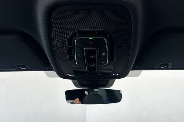 2025 Audi Q8 50 TDI S line F1