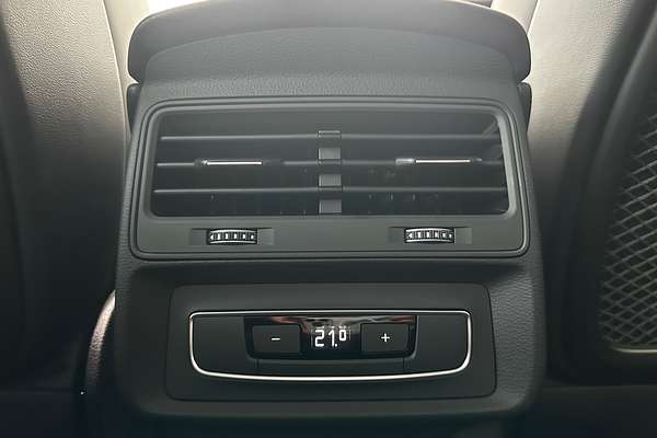 2025 Audi Q8 50 TDI S line F1