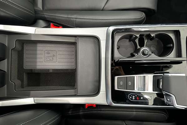 2025 Audi Q8 50 TDI S line F1