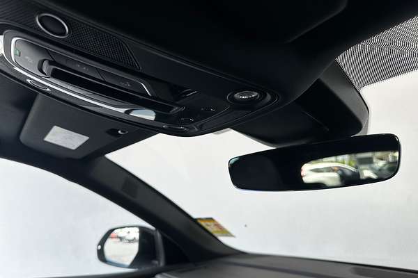 2025 Audi Q8 50 TDI S line F1